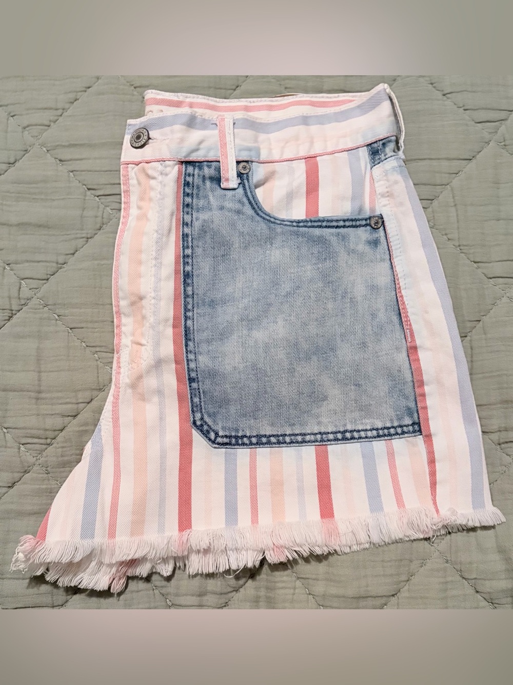 American Eagle Outfitters Pink & Blue Striped Denim-Patch Women’s Shorts